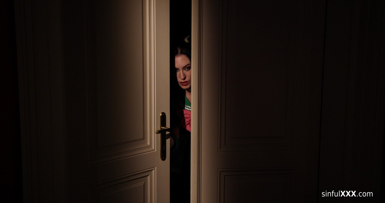 Anna De Ville Und Lutro Maestro In Sündigen Heißen Pornobildern