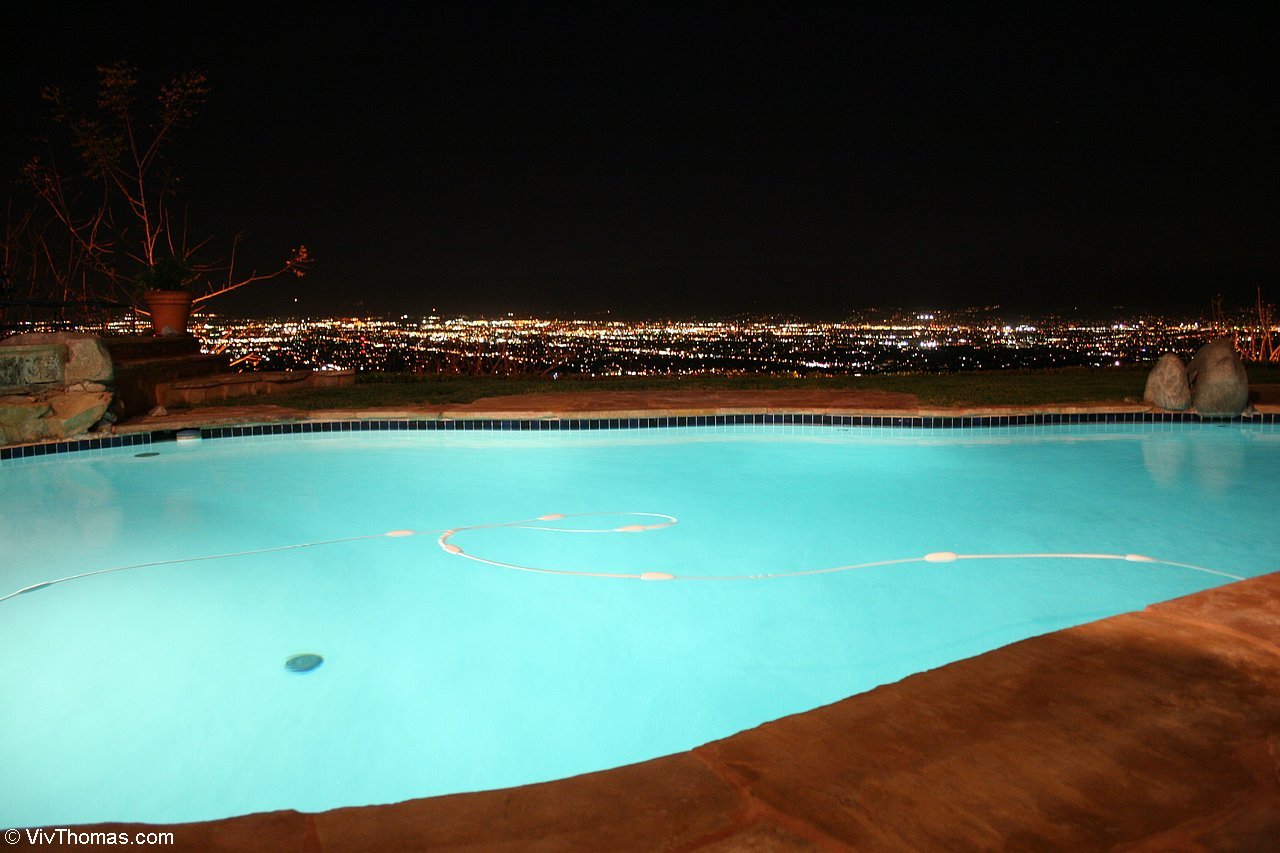 火辣 Viv Thomas 女同性恋 Angela Stone 与 Delilah Jones