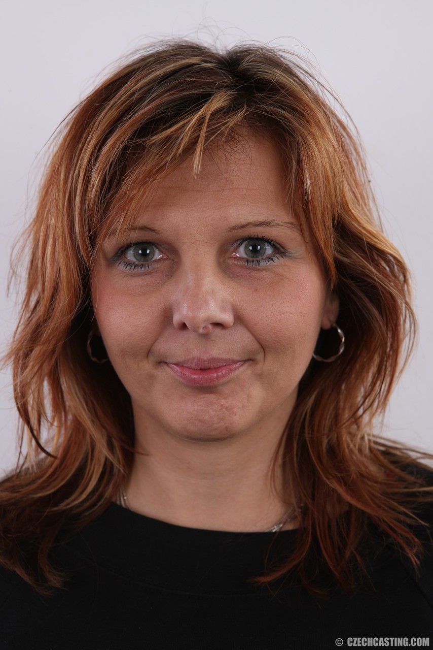 Overweight Female Becomes Nude Model To Spice Up Sex Life