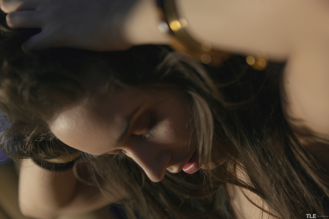 The Life Erotic Apresenta Emily J Em Imagens Eróticas Quentes