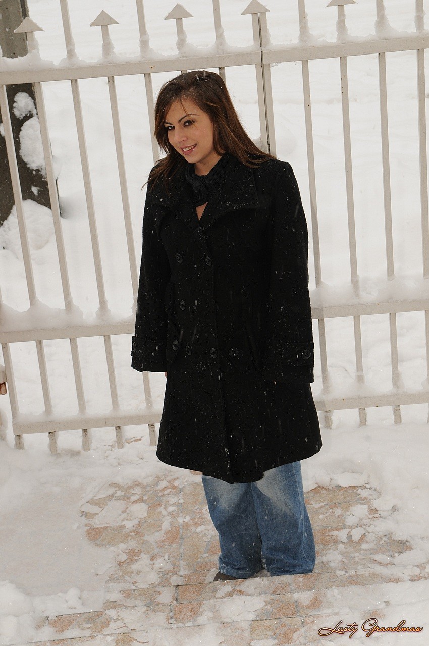 Reife Lesbe Und Sexy Teen Genießen Wilden Lesbischen Verkehr