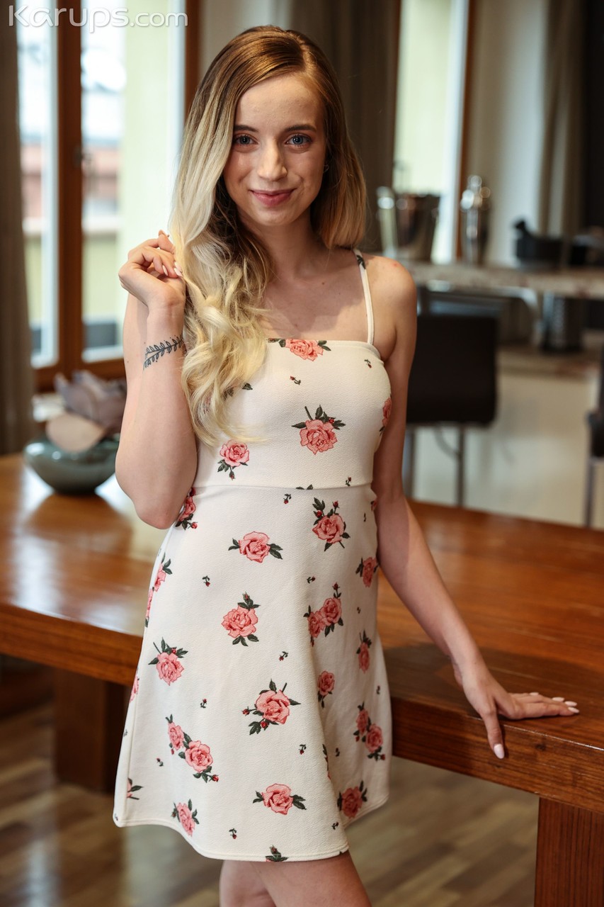 カラプスプライベートコレクションに収められたリリー・スティールのヌード写真