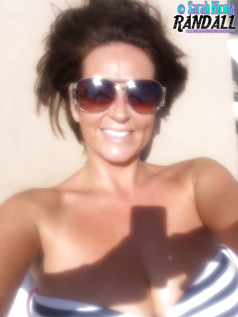 Glamorous Pornstar Sarah Nicola Randall Shows Her Cute Big Tits