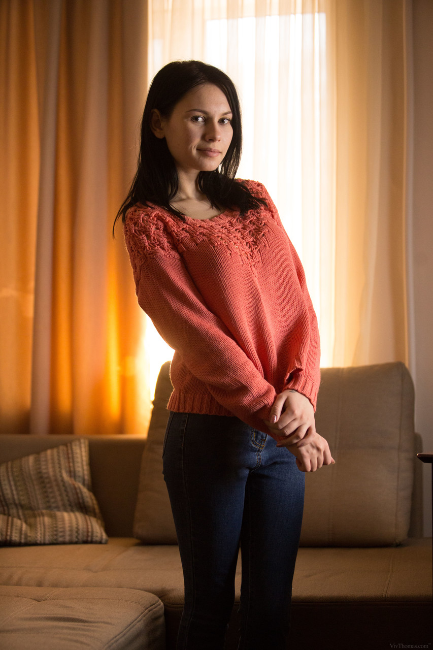 صور عارية لآلا ب من تصوير فيف توماس