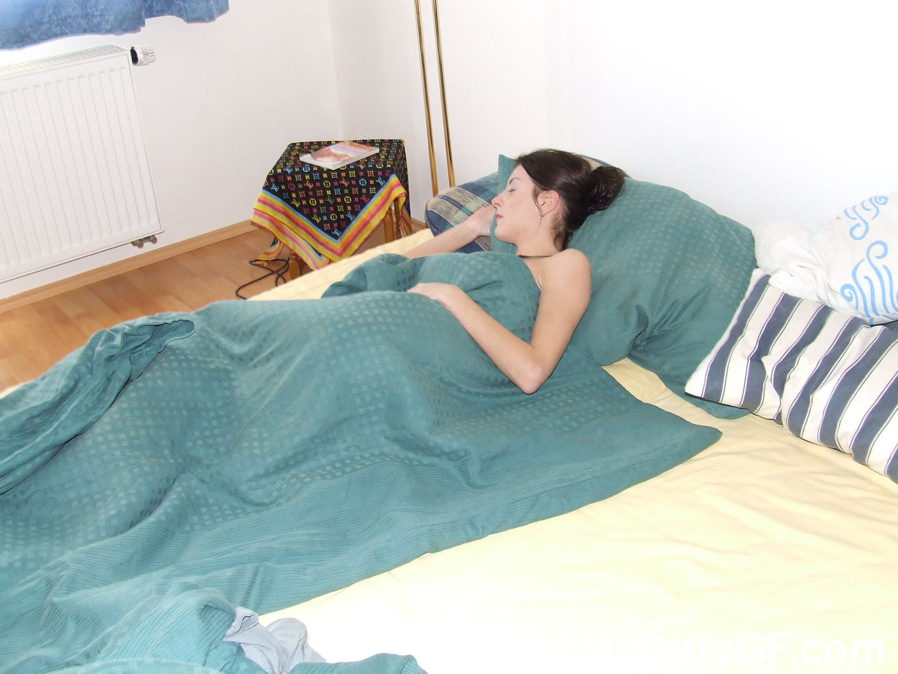 Сладкая Подросток Никки Разбужена И Трахнута Парнем В Любительском Действии