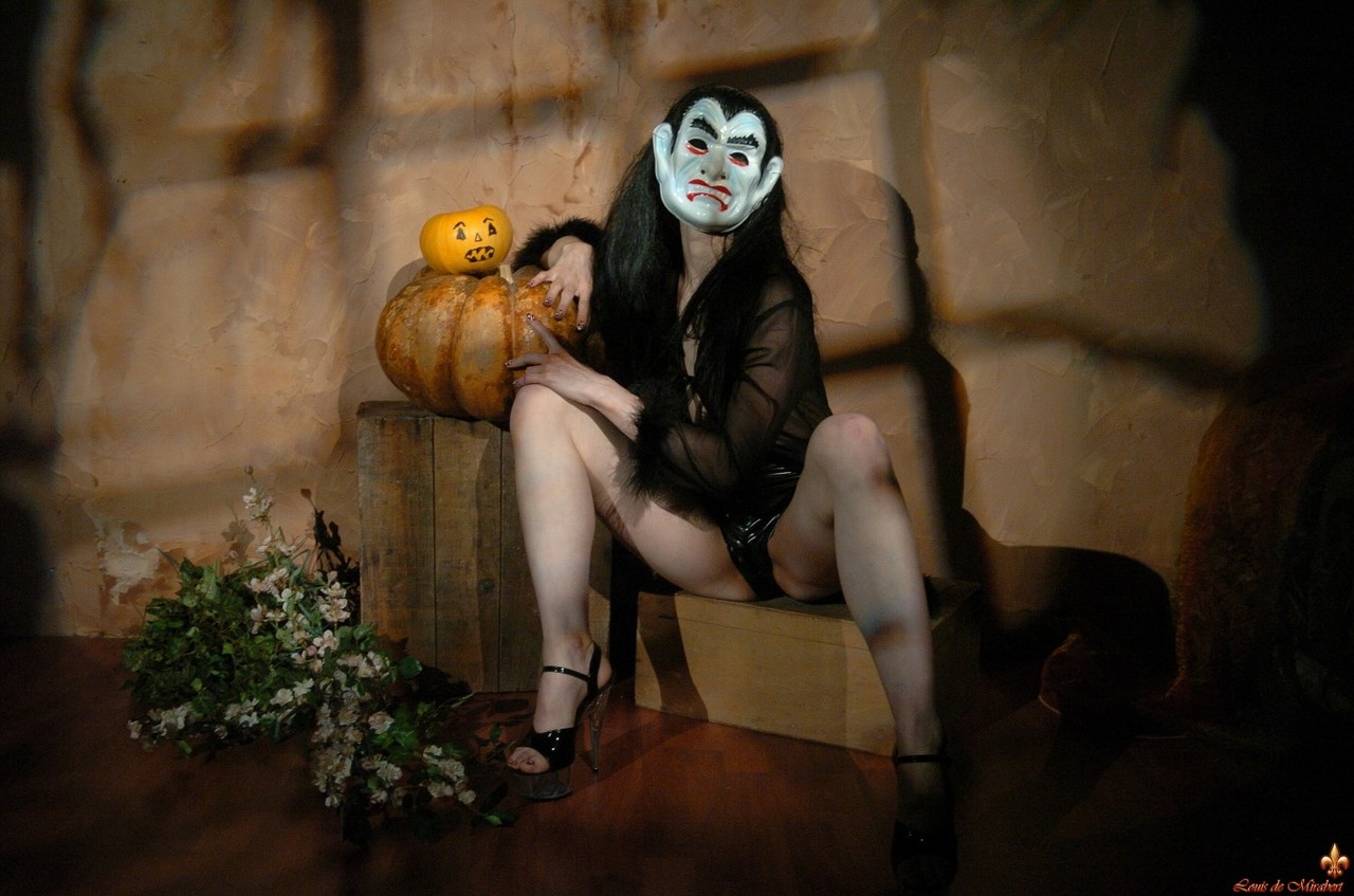 Dark-Haired Chick Irene Exposes Natural Tits On Halloween