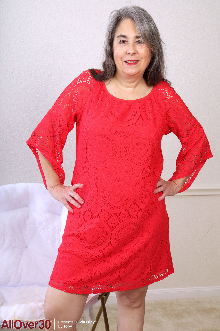 奥利维亚·奥莱30岁以上全情演出XXX图片