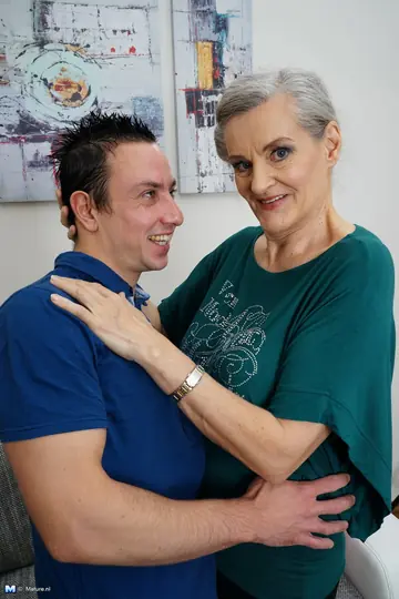 Grey-Haired MILF in Stockings Takes a Dildo in Her Ass