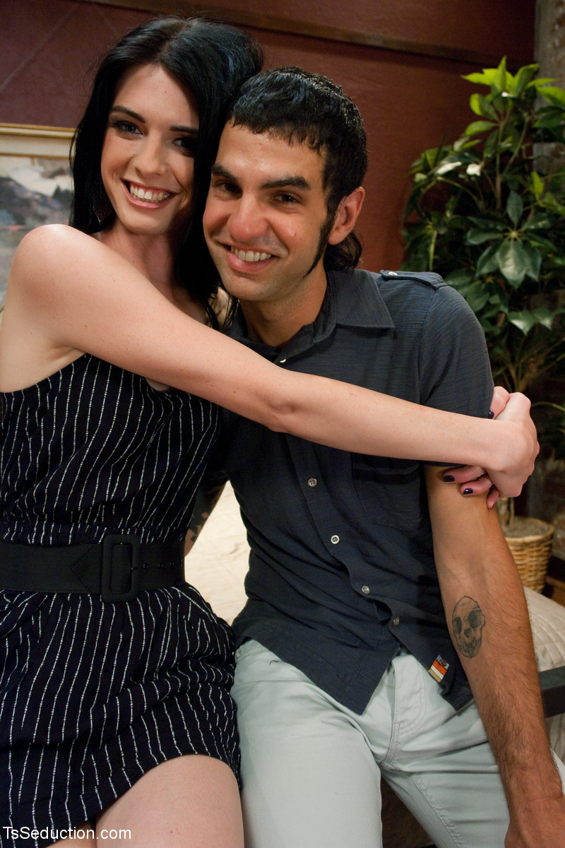 Sedução TS Com Mandy Mitchell E Reuven Fotos Nuas