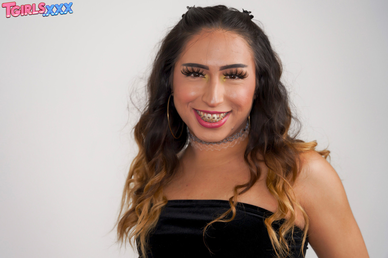 Красивый Транссексуал Рай В Жестком Анальном Сексе С Мускулистым Черным Мужчиной