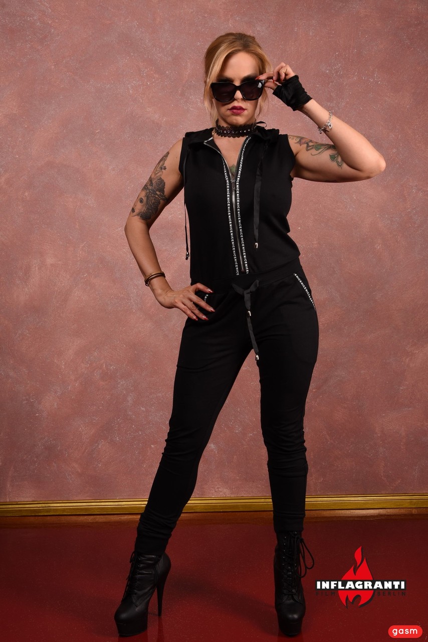 Slutty German MILF Mia De Berg Strips To Heels And Blows Hard Dick