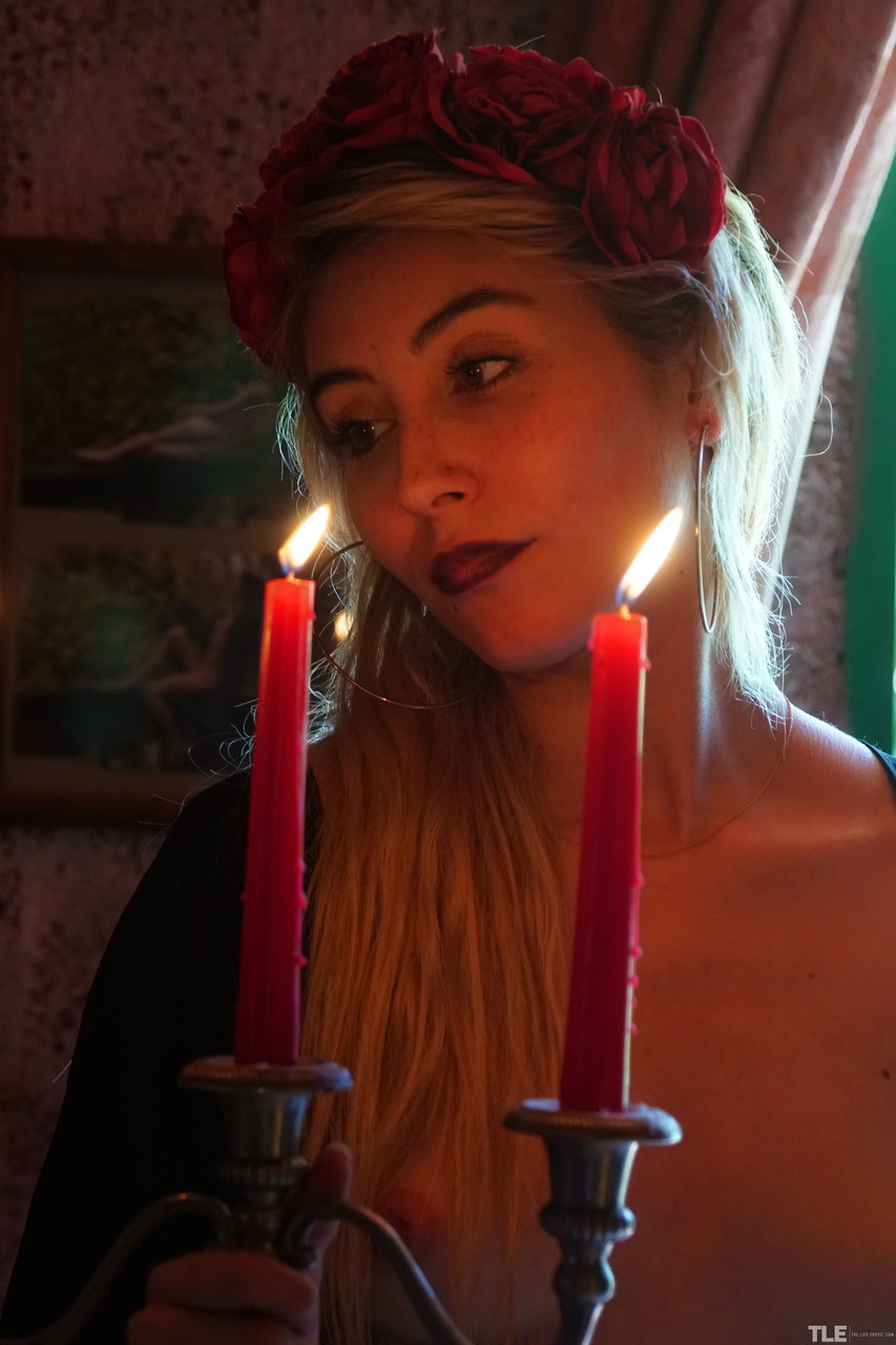 صور إباحية ساخنة أداها صوفيا دي