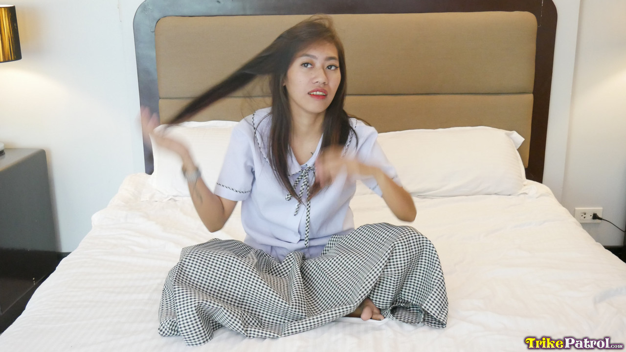 الفلبينية الهواة العارية إريكا لوبيرا تتعري