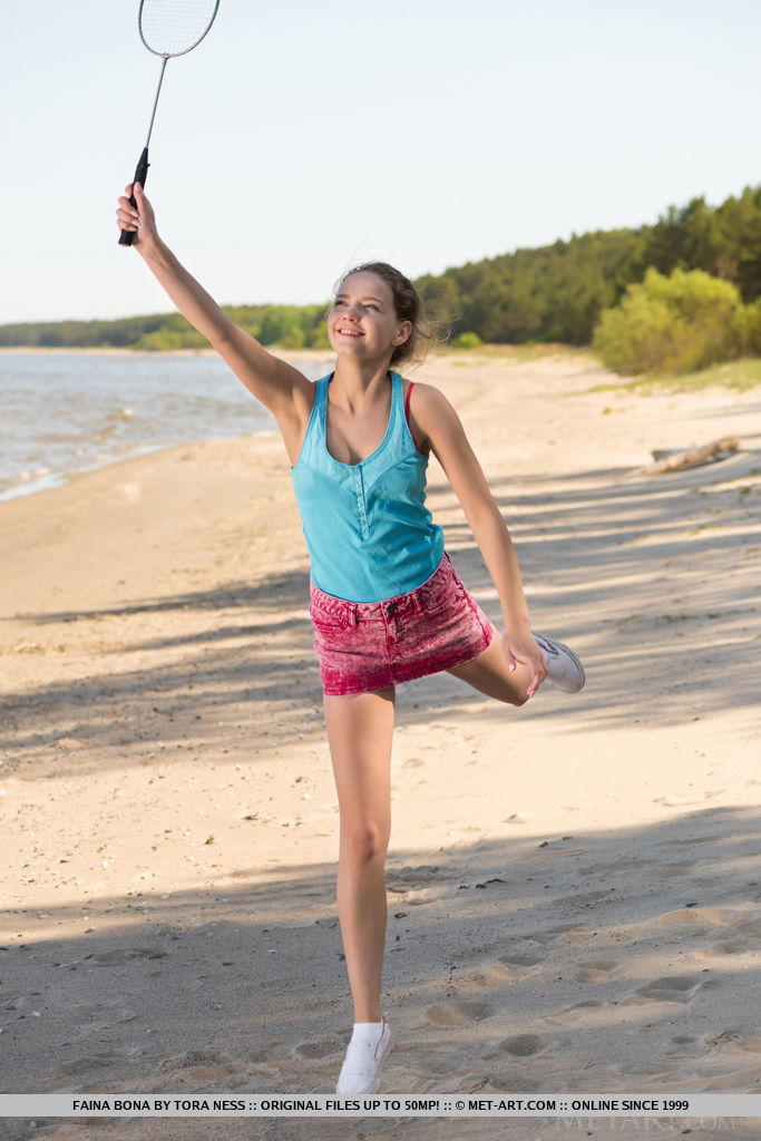 Faina Bona, Sweet Teen, Shows Butterfly Labia Lips After Beach Badminton