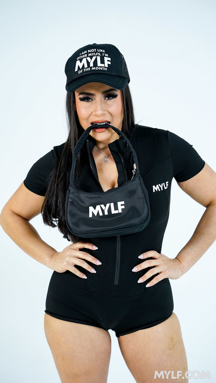 ラテン米LFカーメラクラッチ大きなお尻フェラチオと太いチンコの乗馬