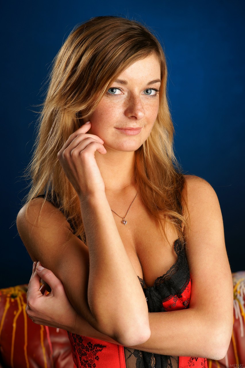 मेट आर्ट पर एकतेरिना डी सेक्स इमेजेस