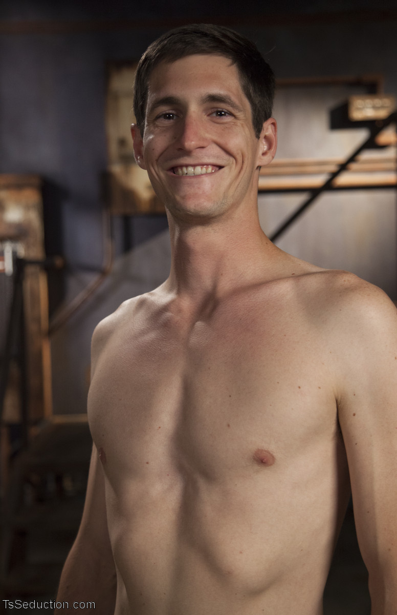 TS诱惑与米歇尔·费尔斯通和托尼·奥兰多赤裸