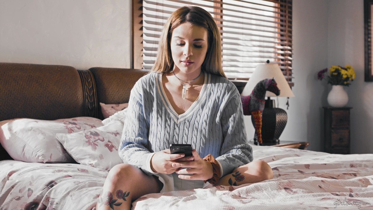 Hot Eliza Ibarra, Gabbie Carter, Lulu Chu In Steamy Adult Time Gallery