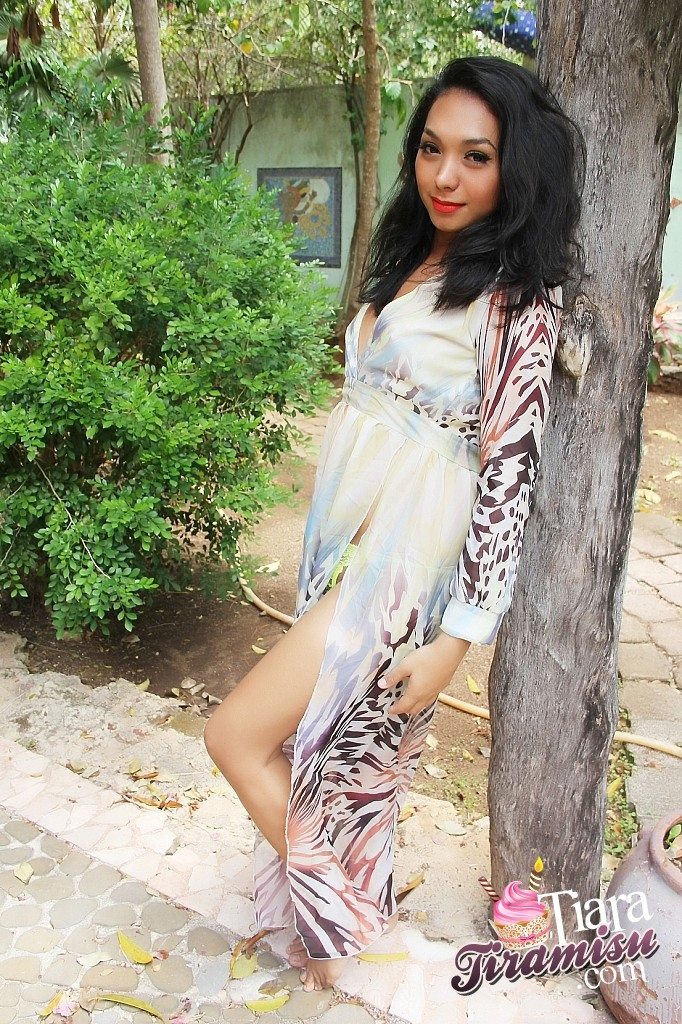 तियारा तिरामिसू की आधिकारिक पोर्न तस्वीरें तियारा तिरामिसू को दर्शाती हुई