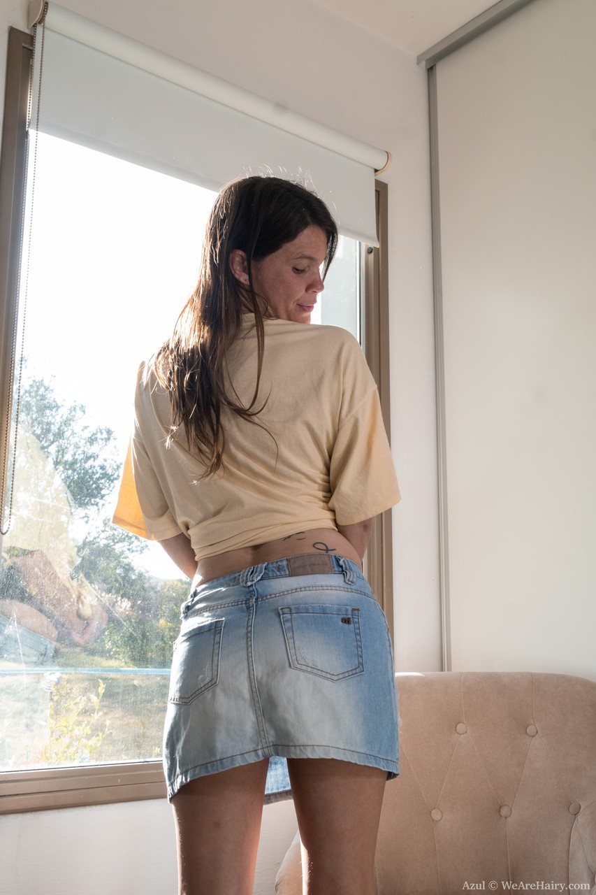 Amateur Azul Strips Naked And Spreads Her Hairy Pussy Close Up