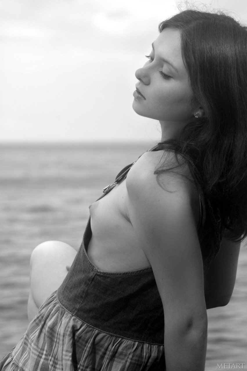 صور آنا S العارية من تصوير ميت آرت