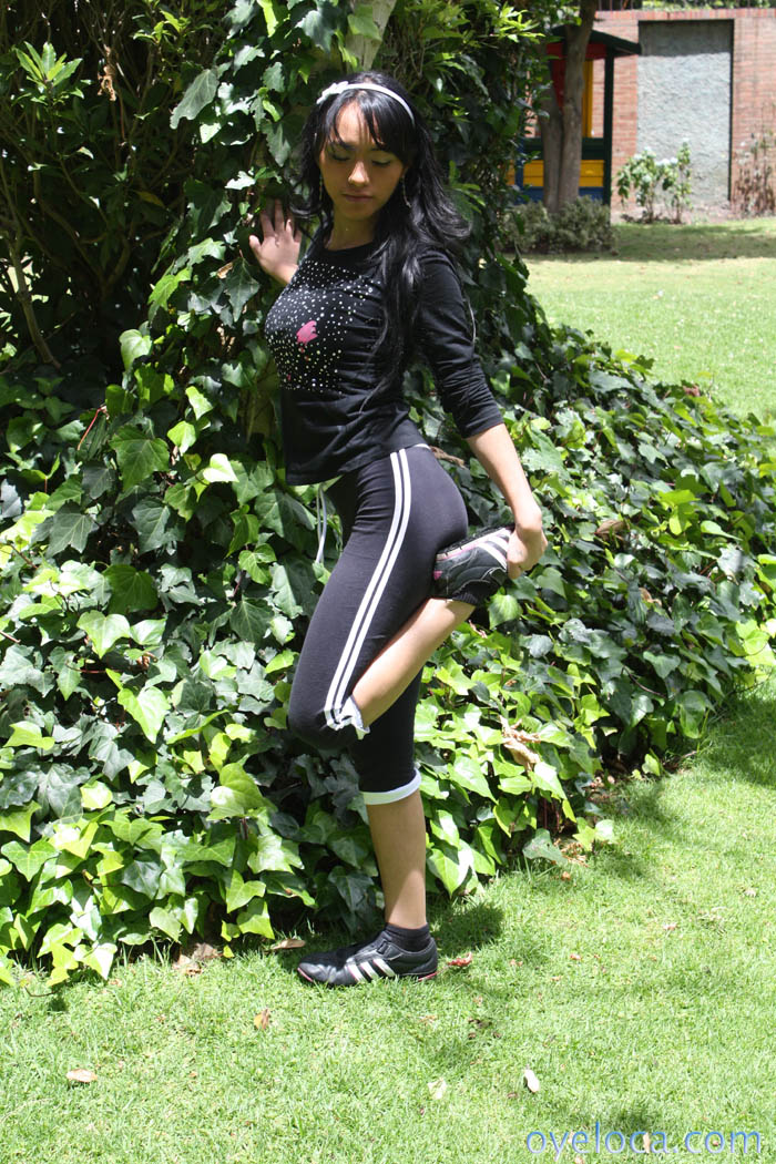 黒髪ラテンアメリカのティーンミリアム・ホセ・ポーヴィー・フェラチオ・と・膣内挿入