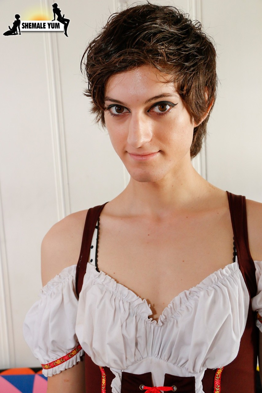 Lexi Cooper In Grooby Girls Porn XXX