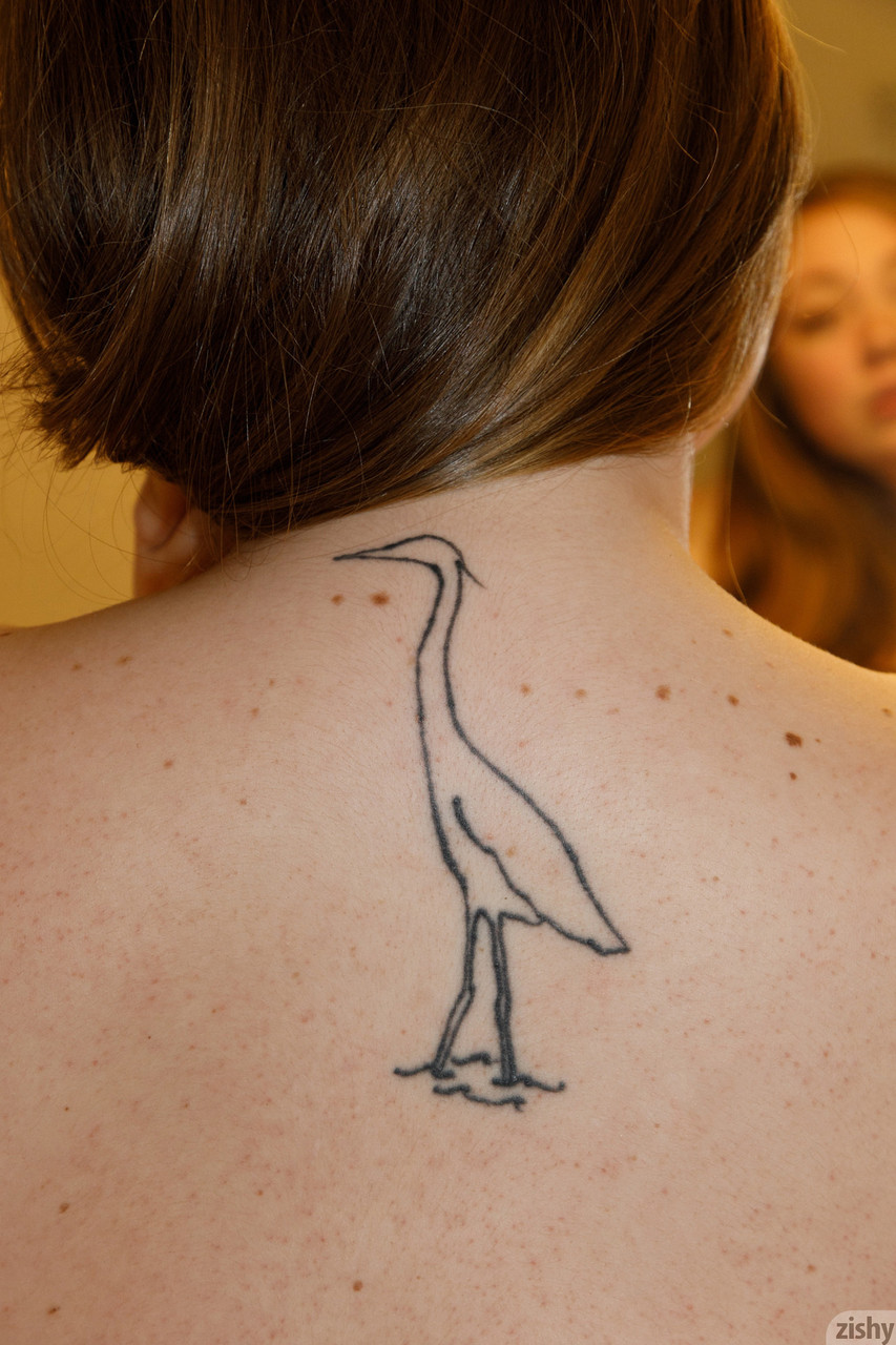 Amerikanische Schönheit Rose Fessenden Teasst Mit Ihrem Runden Arsch Und Riesigen Titten