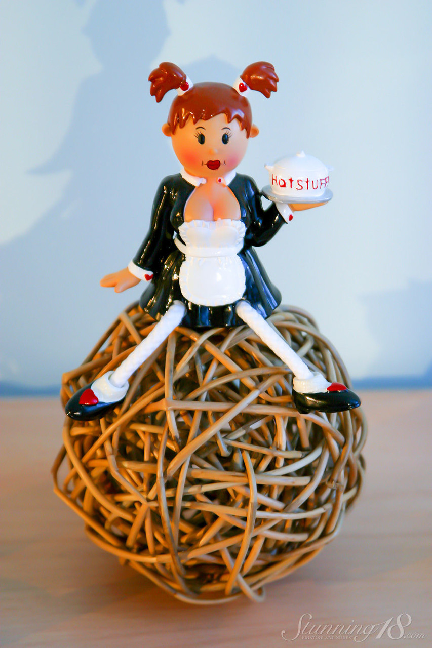 Anoushka E Nacktbilder Mit Atemberaubender 18