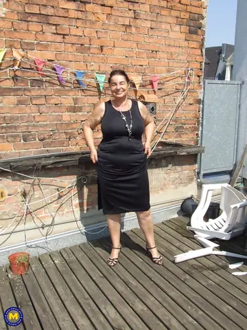 Mature European BBW Spreads Outdoors in Her Panties