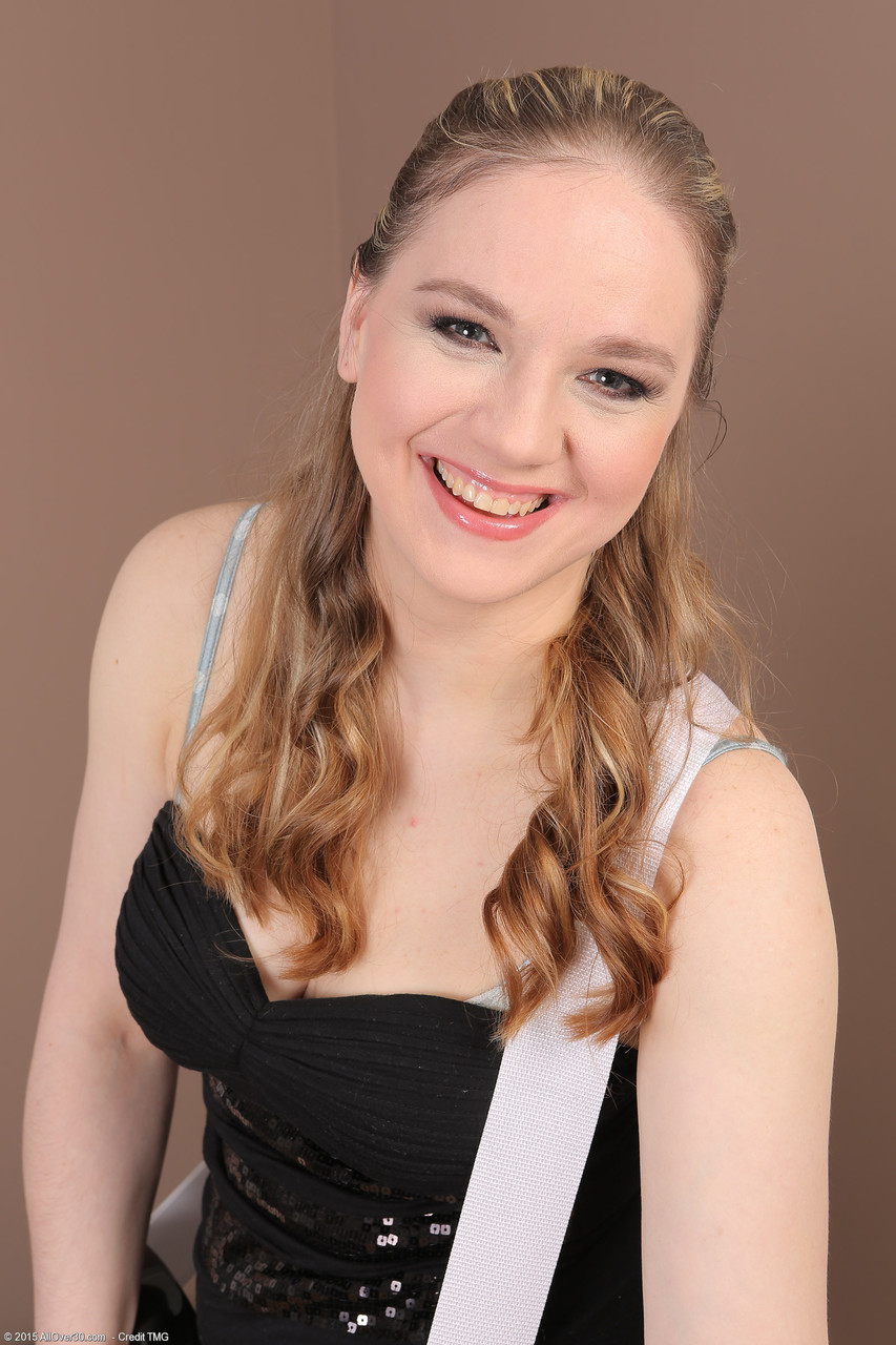 Niky DeVine 裸体 XXX All Over 30