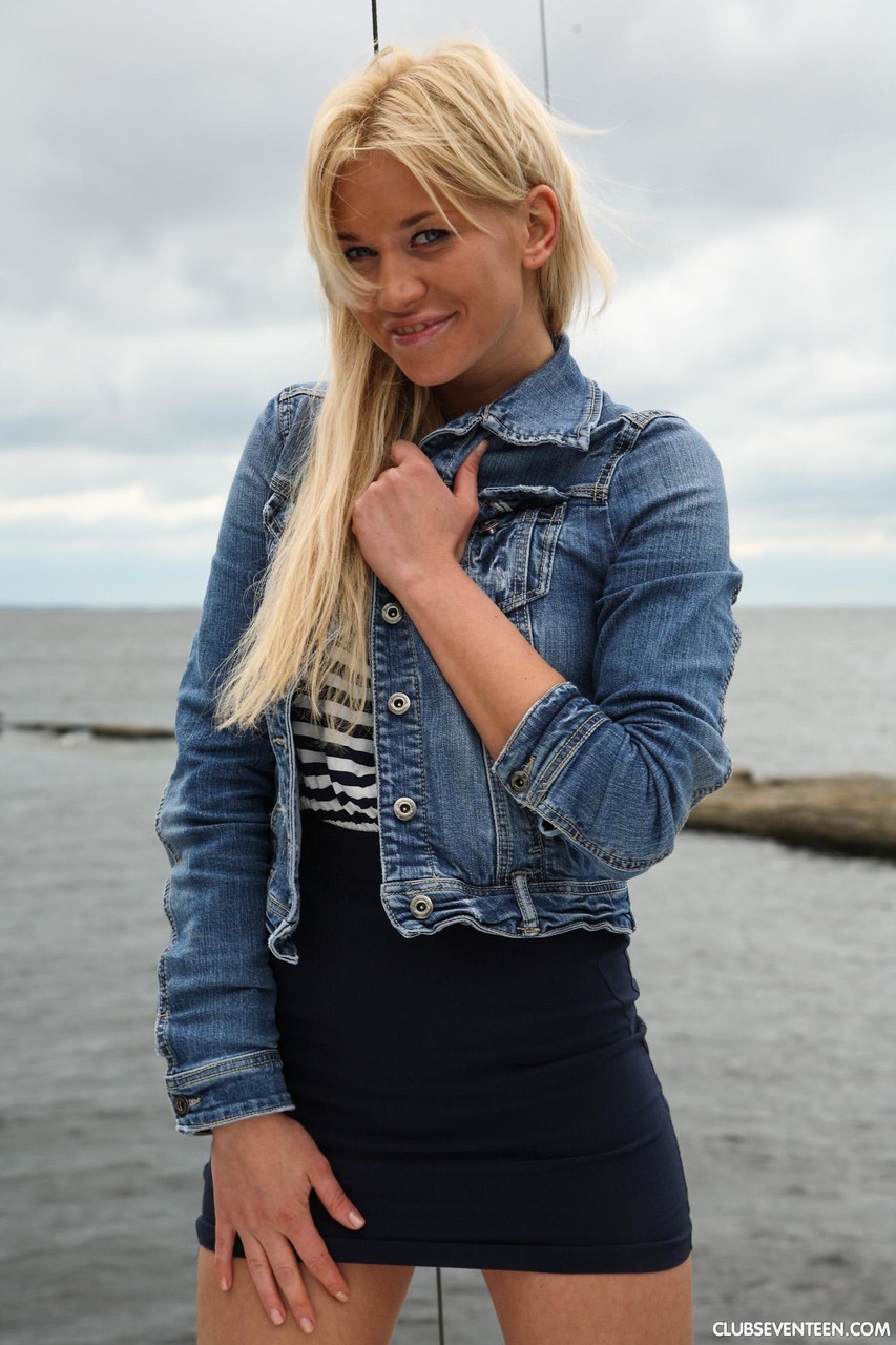 Club Seventeen プレゼンツ リンジー・オルセン ヌード XXX