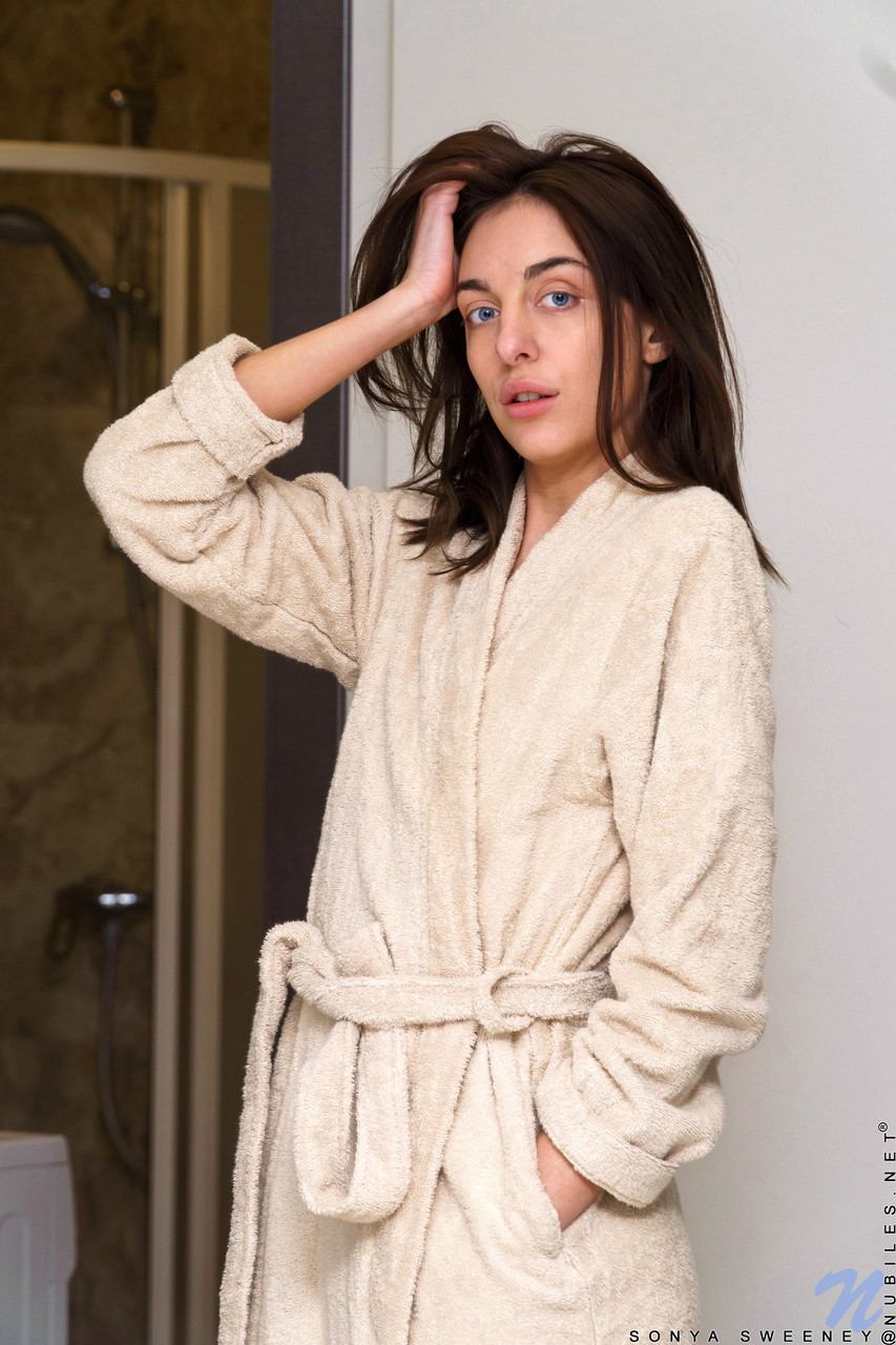 Shower Fun With Petite Babe Sonya Sweeney And Her Natural Tits