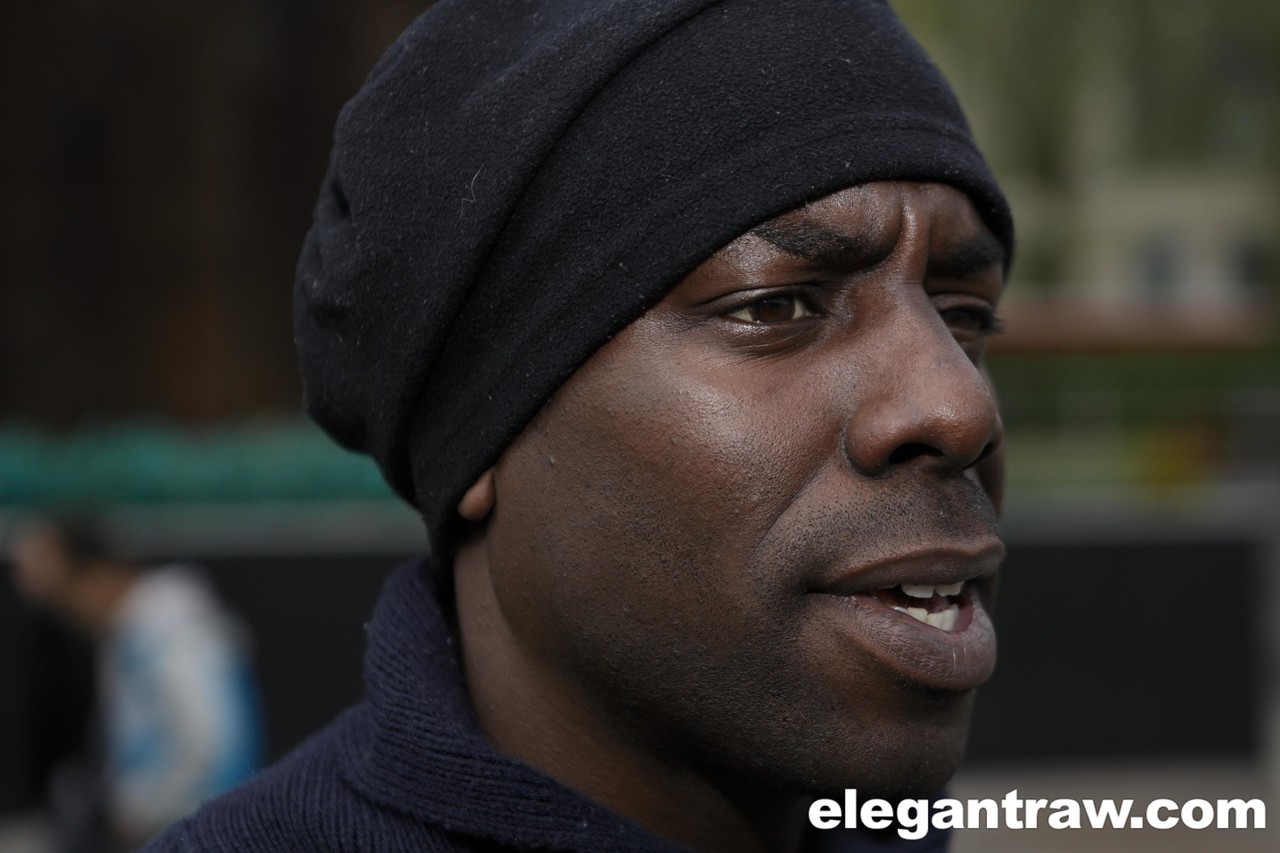 浮気妻シモニー・ダイアモンドはグループSEXで熱い口内発射と異種族ダブルペネを受ける