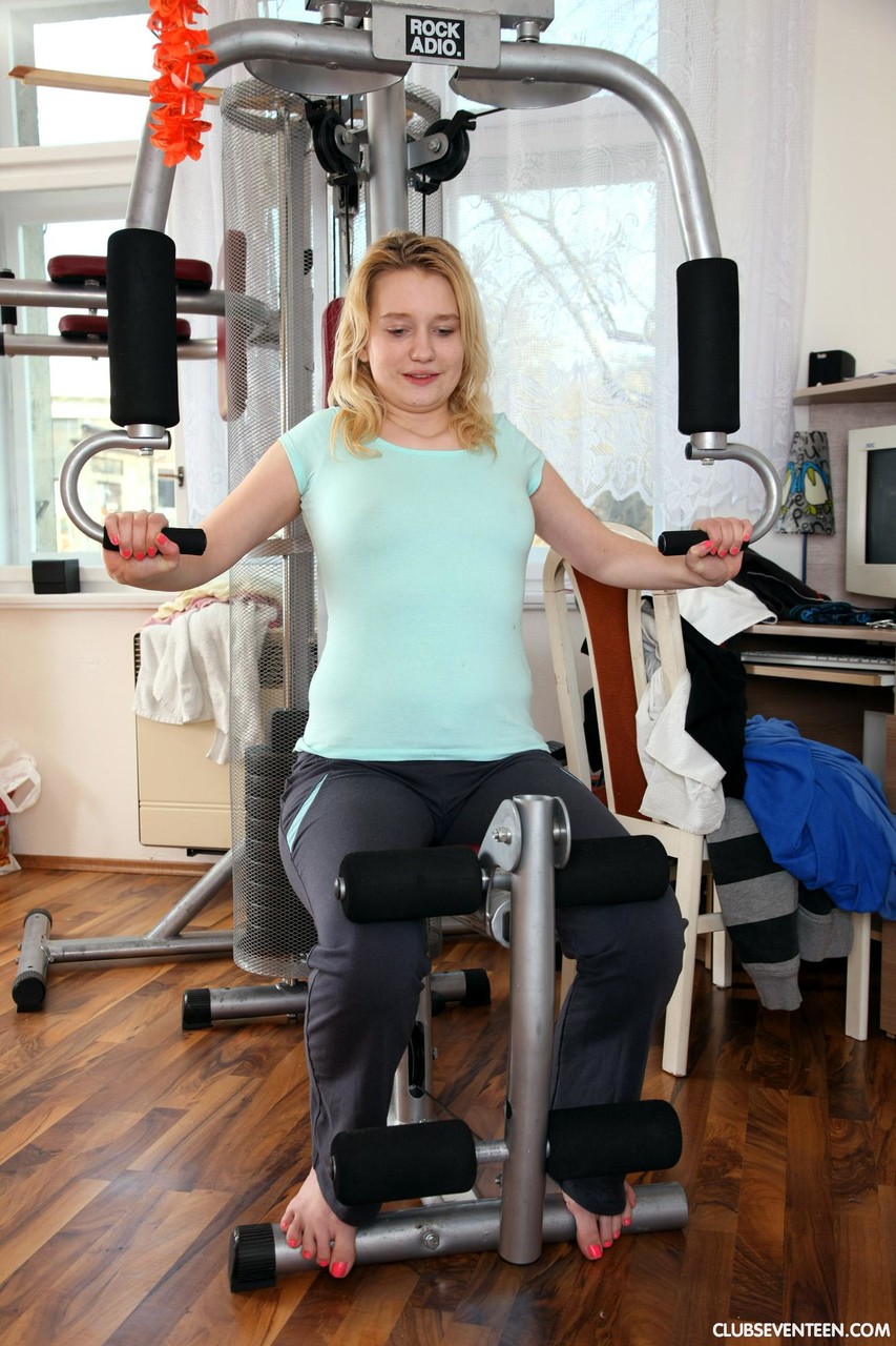 Club Seventeen Presents Monika In Teen Porn Gallery