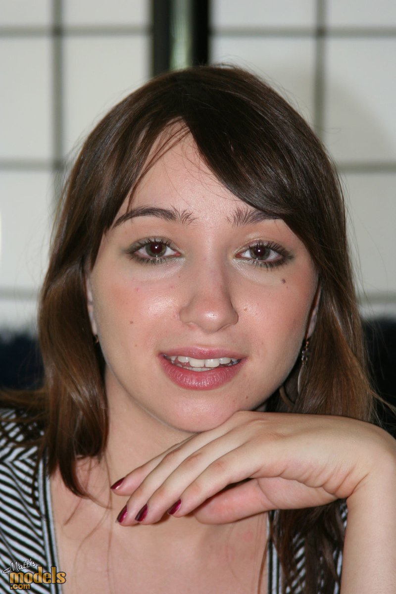 Flexibel Erstes Mal Louisa Lanewood Striptease Pussy Show