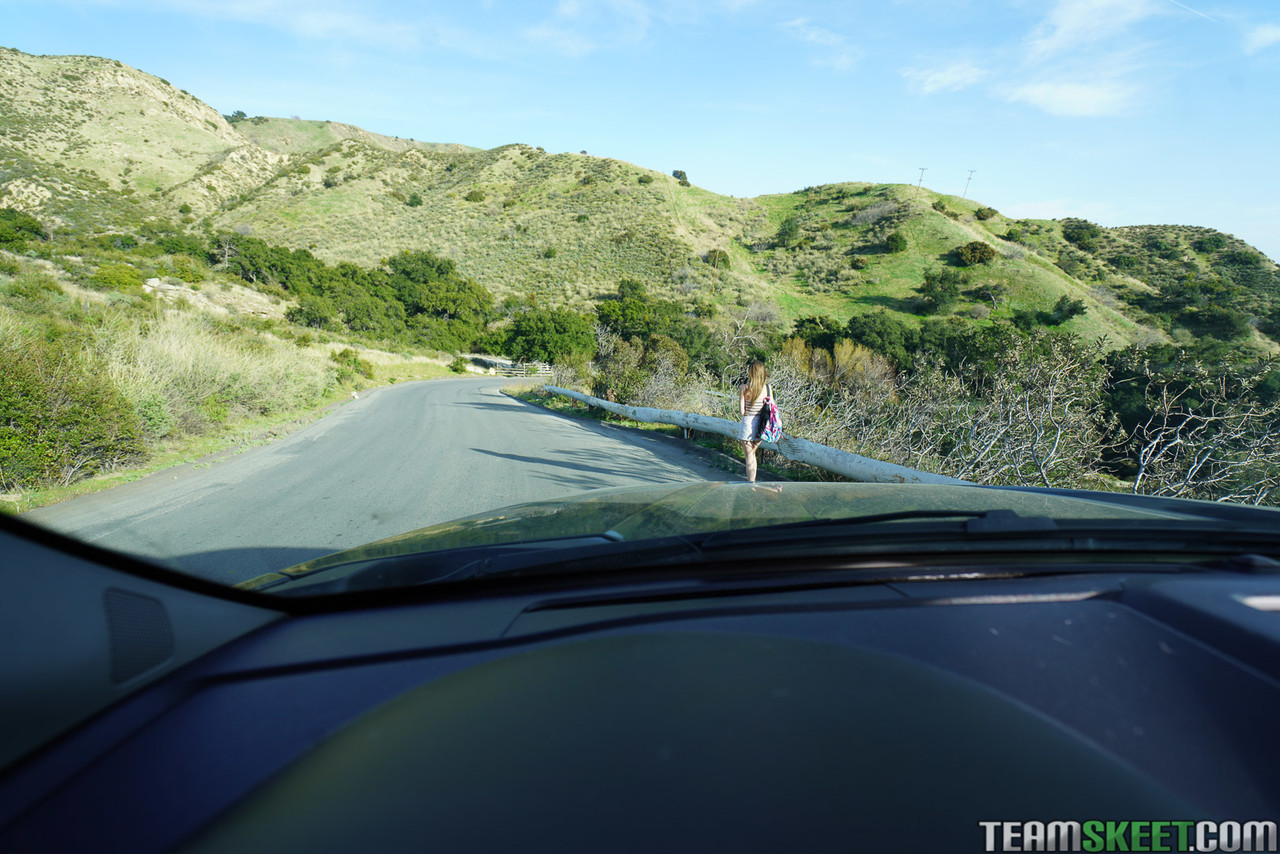 Худая Подросток Кайлер Квинн Принимает Член В POV И Получает Фейшл