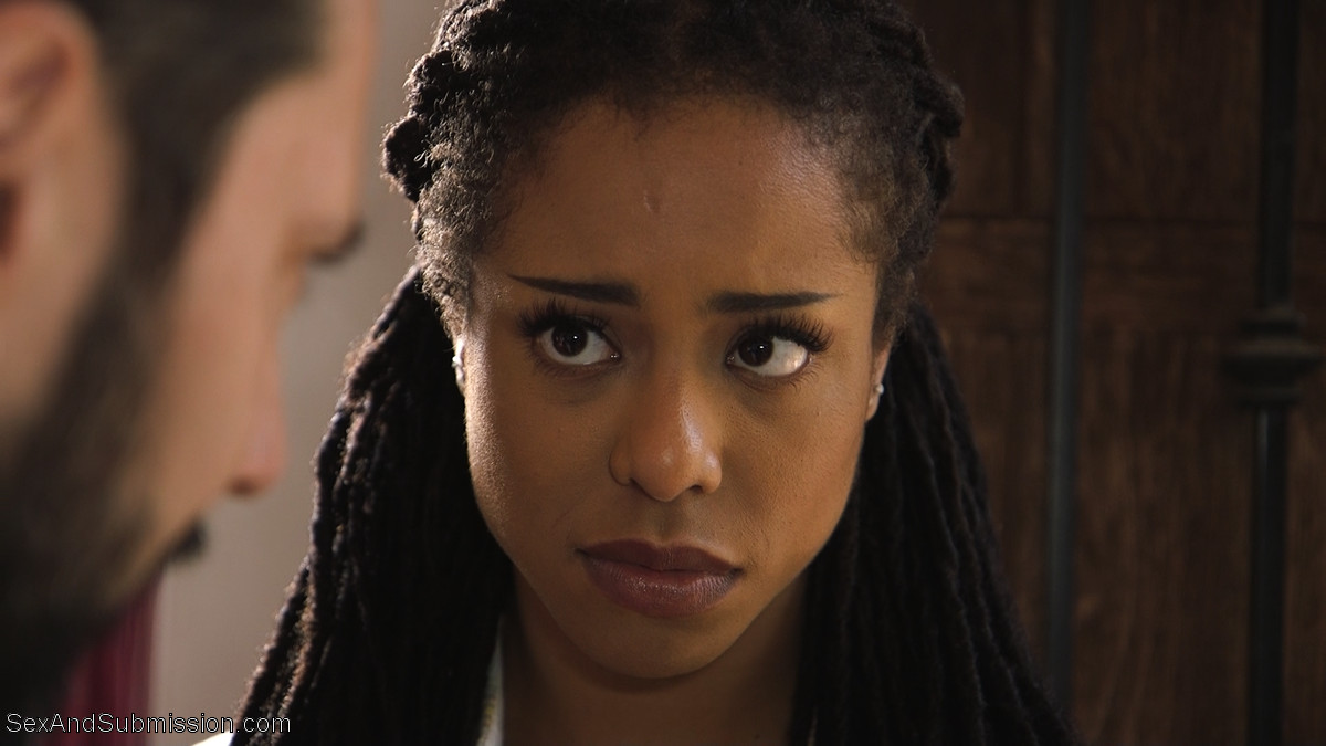 كيرا نويار وتومي بستول جنس عاريخضوع معرض