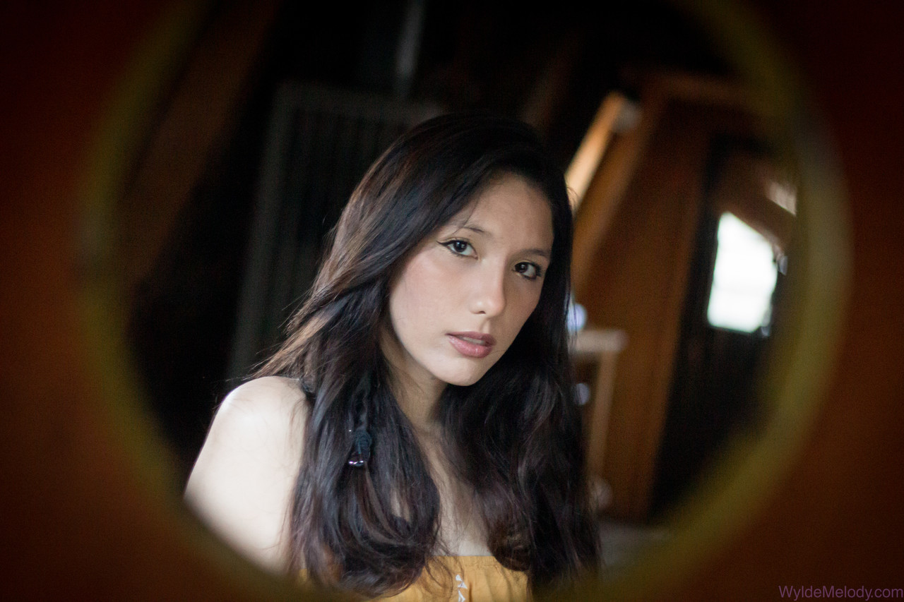 Sexy Melody Yuna Performs Hot Porn