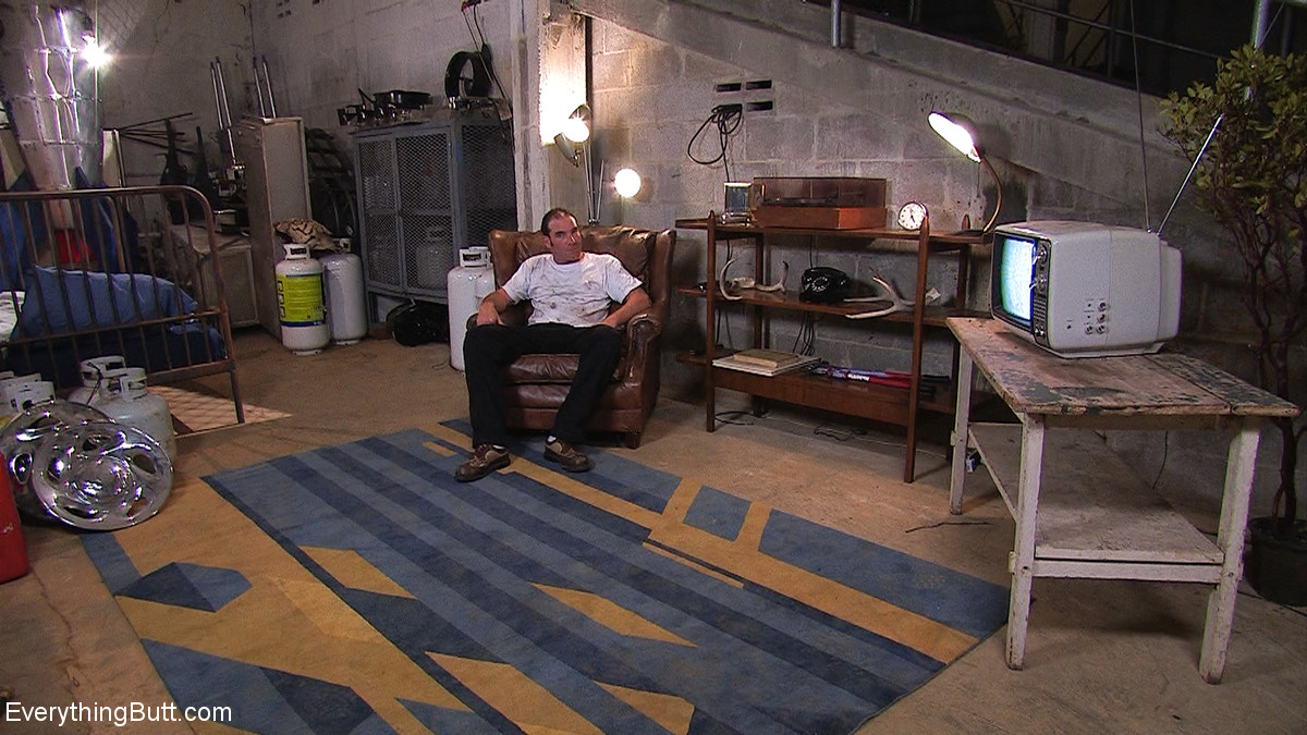 Brunette Maggie Mayhem Gets Anal Fingering And Ass Spanked