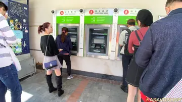 Thick Asian Babe Undresses for Outdoor Sex in Public