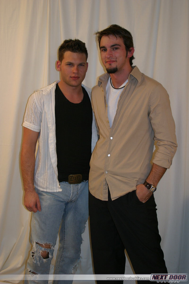 Gay Amateur Yuvak Samuel Aur Phenix Saint Ek Dusre Ko Chusate Hain