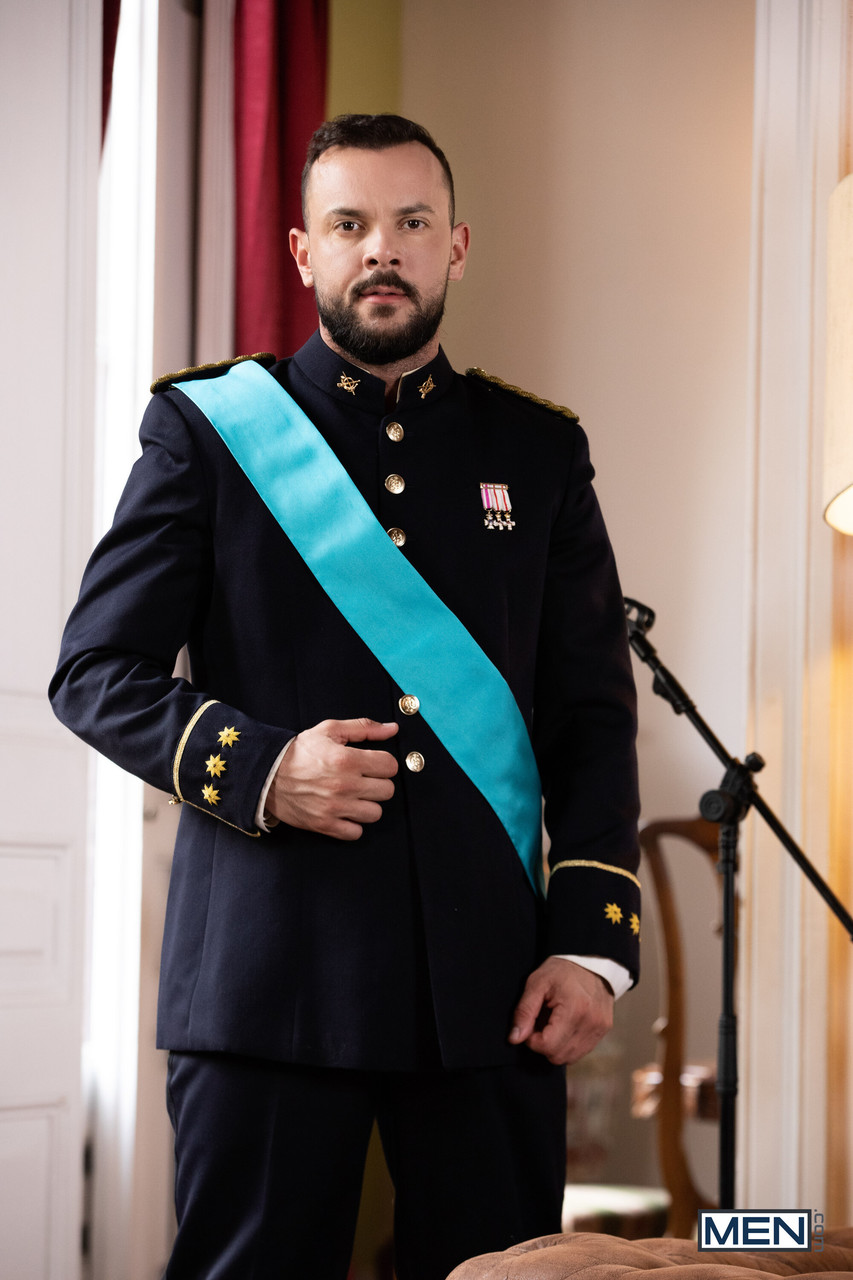 Adorable Twink Joey Mills Seduced And Fucked By Gay Prince Sir Peter