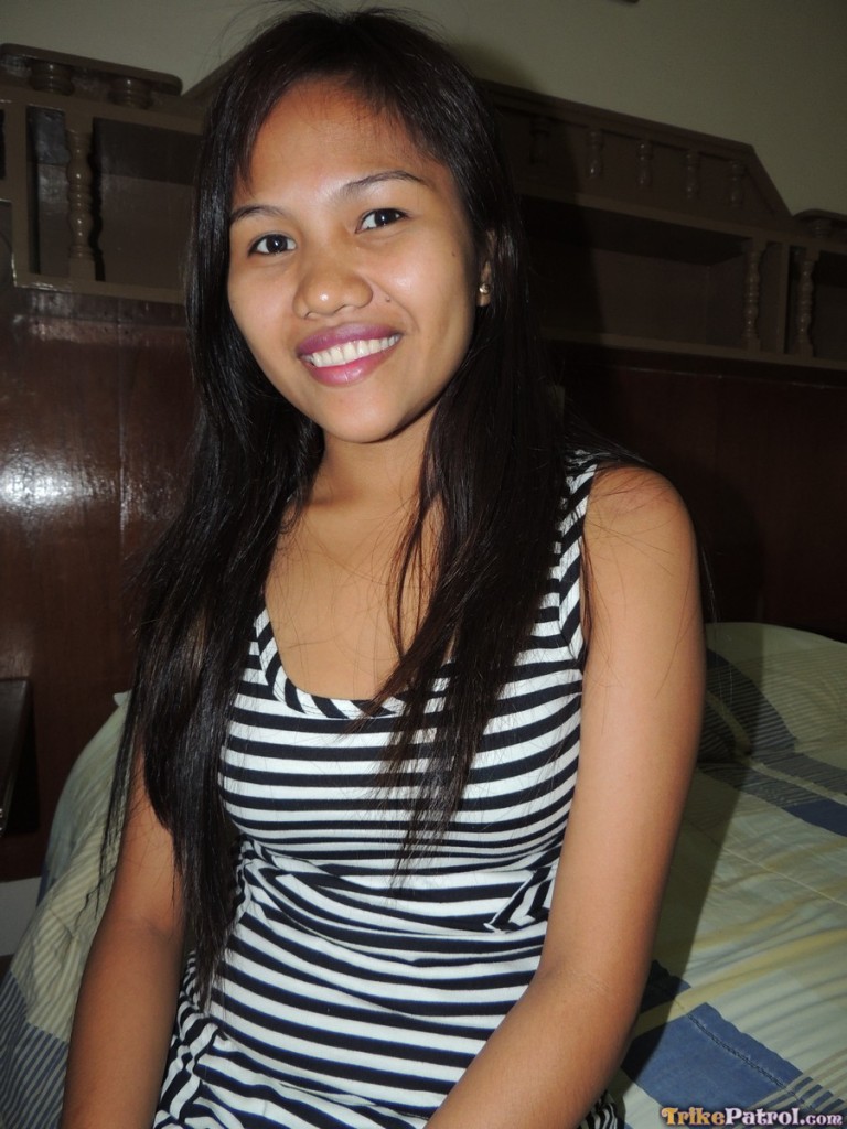 المراهقة الفلبينية الصغيرة تمارس الجنس مع أجنبي في موتيل