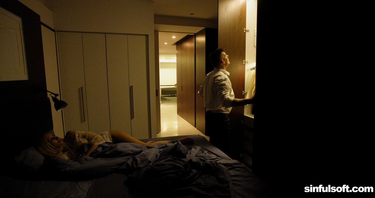 罪深き柔らかさ アニタ・ブランシュ＆トマス・ジェイ ヌード