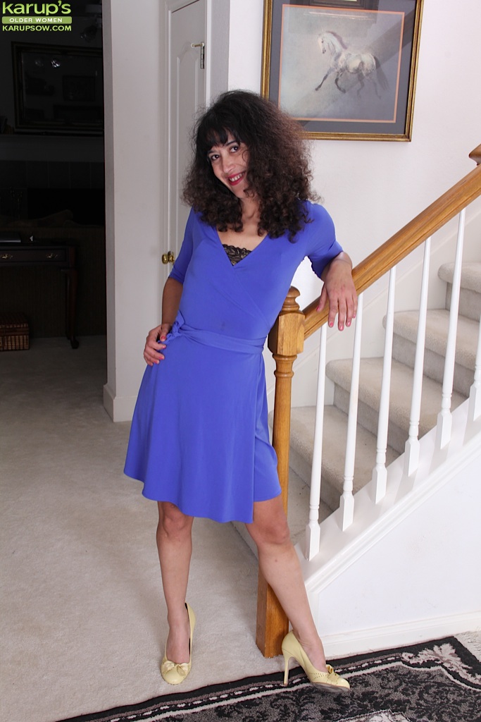 Maigre Brune Ramona Monte Sa Chatte Poilue