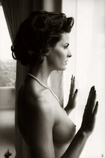 Joan Severance – Tall Skinny Brunette with Short Hair Poses Nude Outdoors