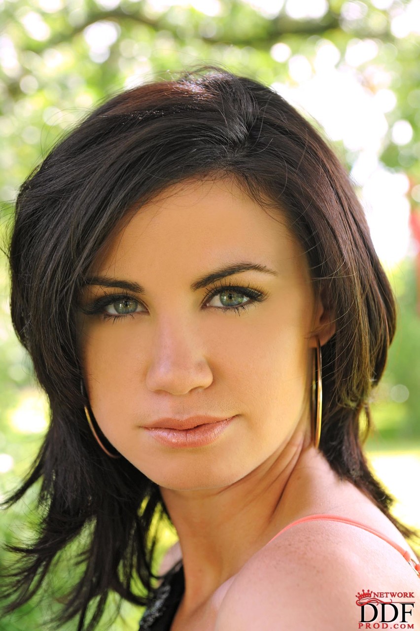 Fotos Desnuda De Shannon Reid Por Día