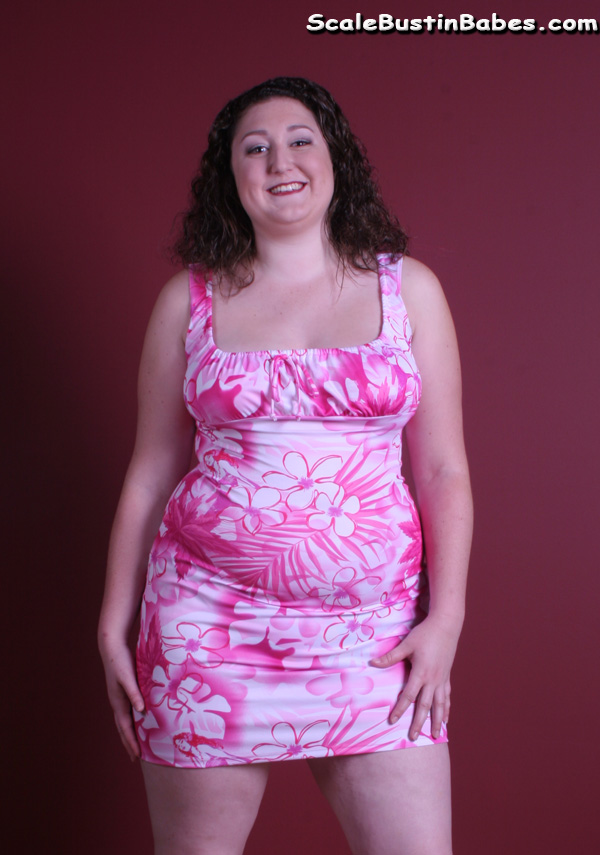 Amateur Honey Bridgett Amore Se Esfrega A Boceta Suculenta Sozinho Com Seios Grandes