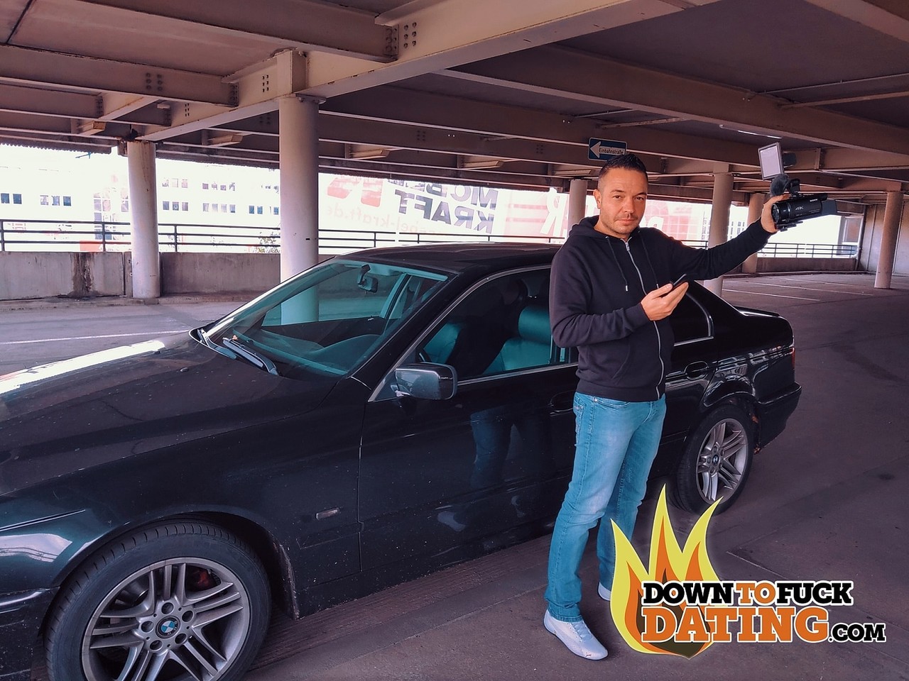 सार्वजनिक सेक्स पतली ब्लोंड जर्मन कैम एंजेल के साथ